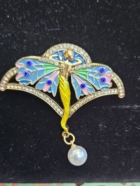 Gold-Tone Art Noveau/Art Deco Brooch